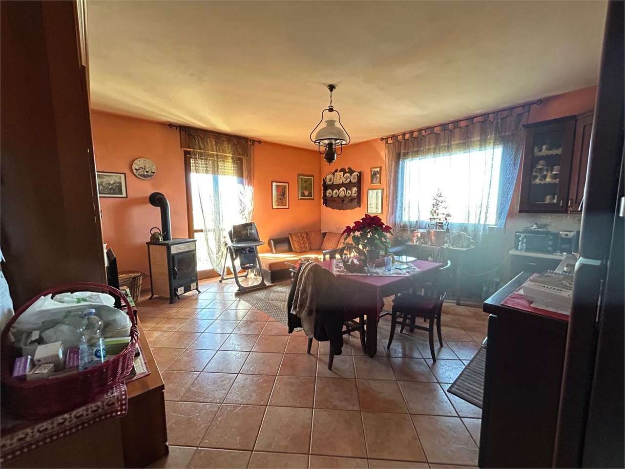 Casa Indipendente in Vendita a Monastero di Vasco