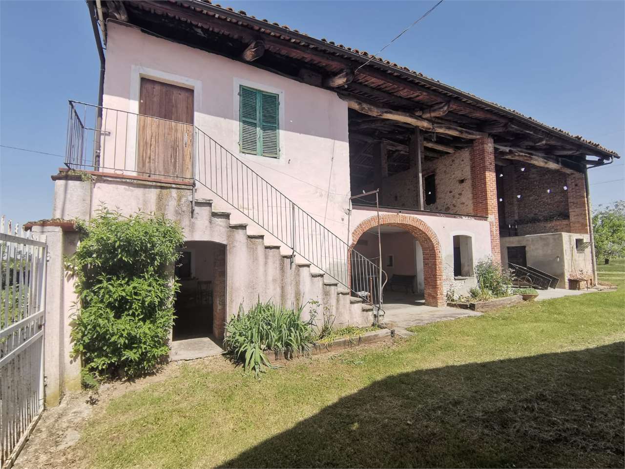 Rustico-Casale in Vendita a Mondovì Rifreddo 