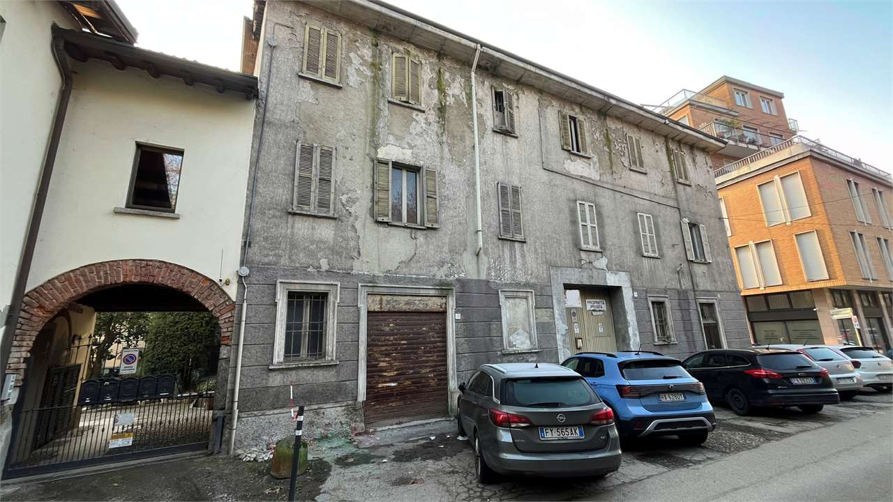 Casa singola (V) — Meda