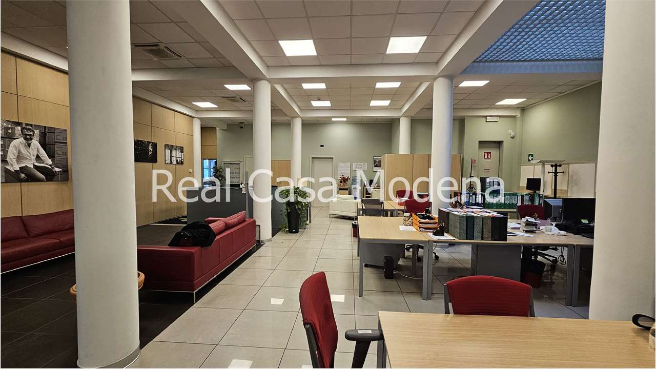 Ufficio in vendita a Modena (MO)