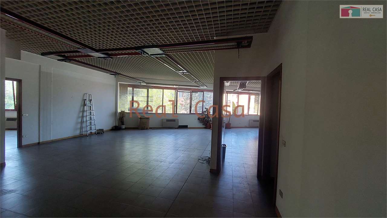 Ufficio in affitto a Modena (MO)