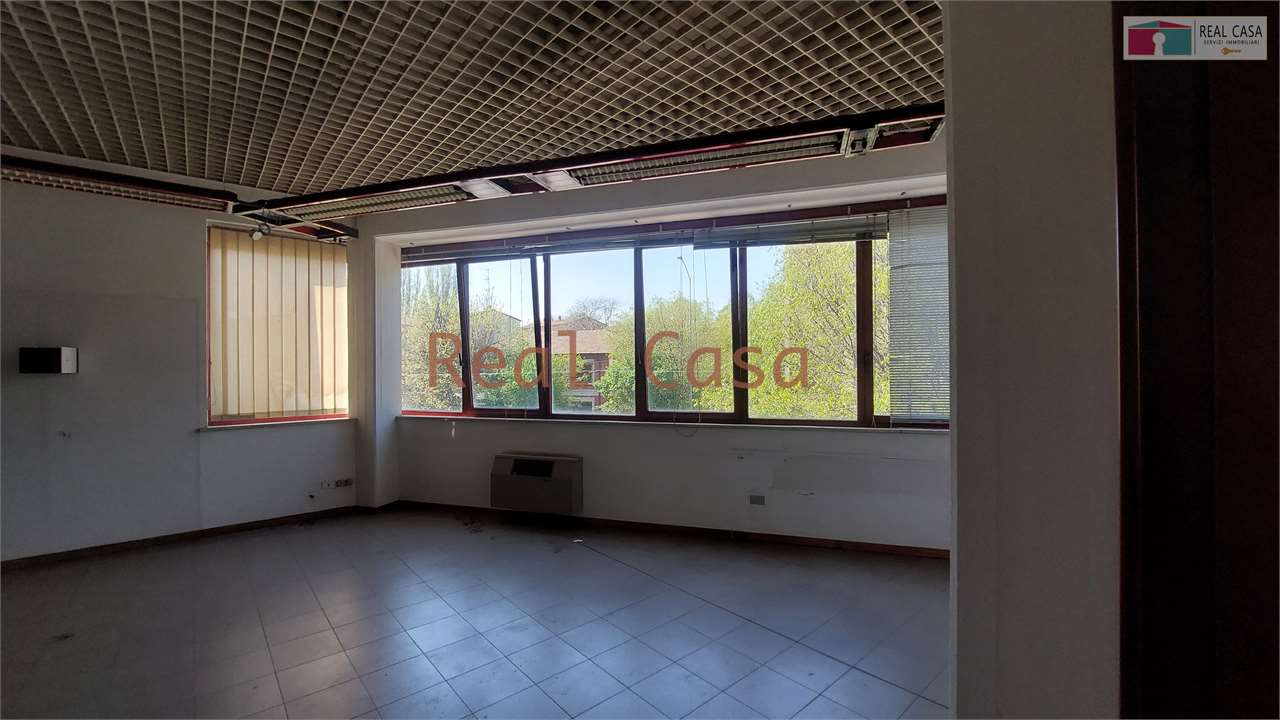 Ufficio in affitto a Modena (MO)