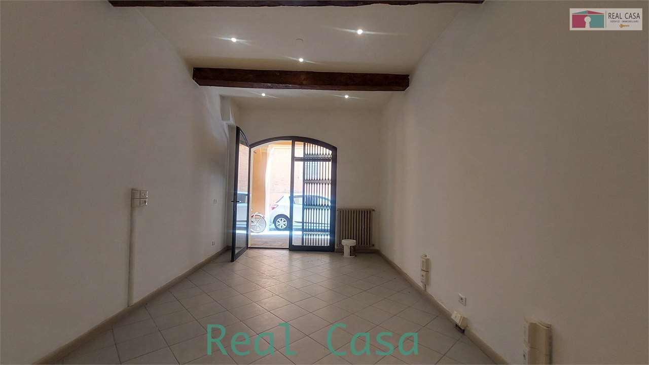 Modena Affitto Negozio