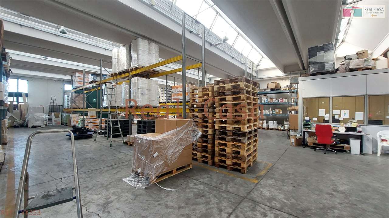 Modena Vendita Magazzino