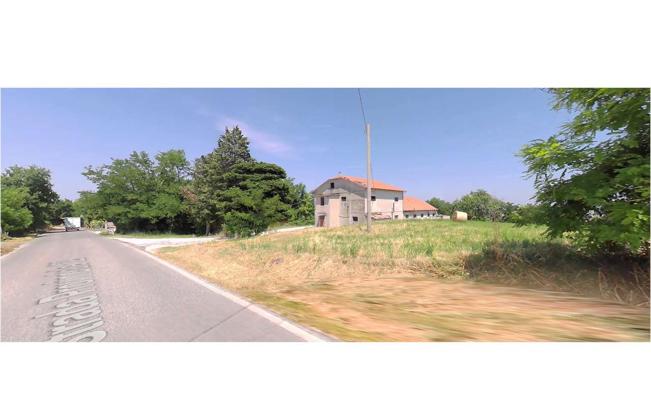 Capannone in Vendita