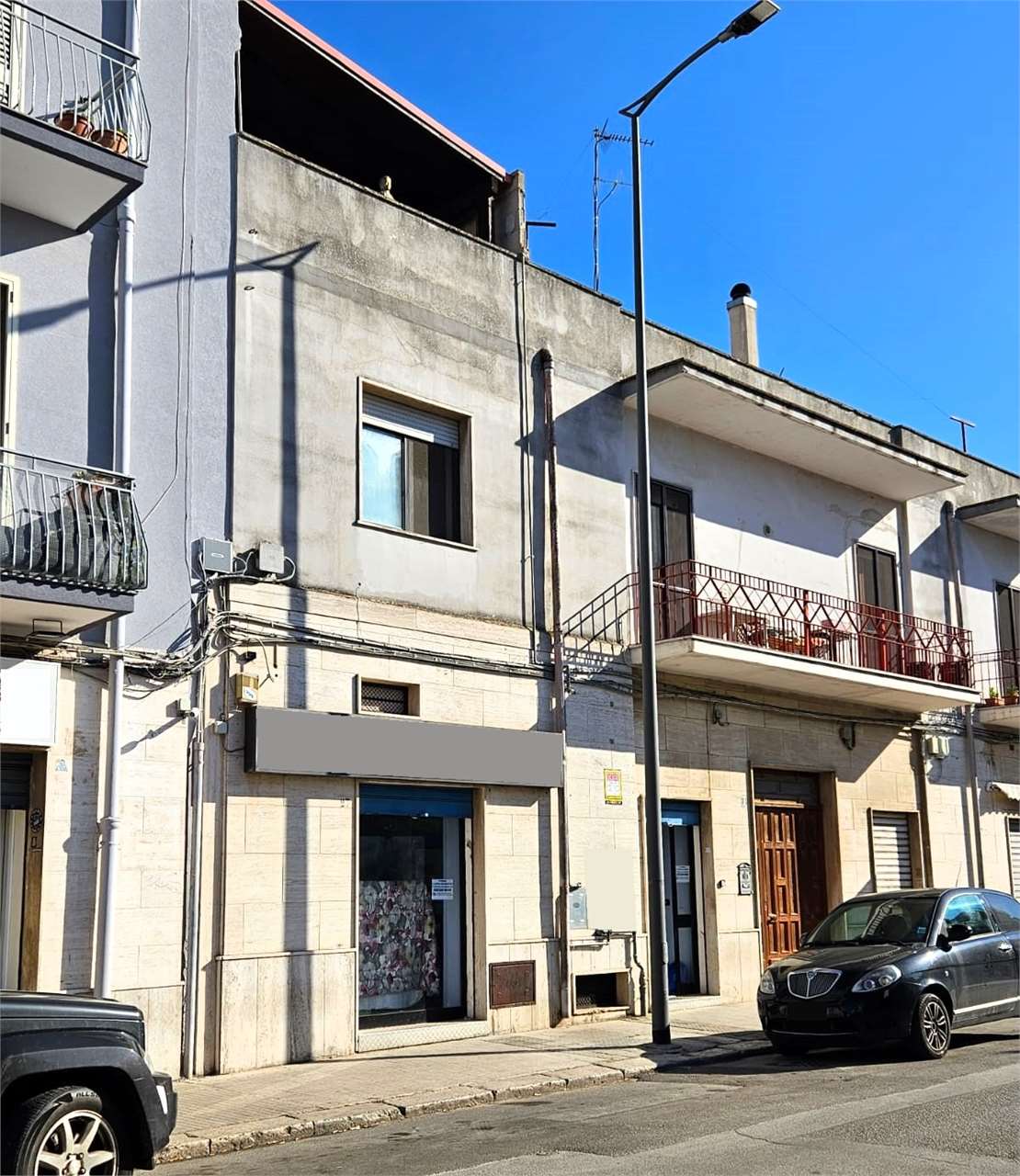 Locale commerciale