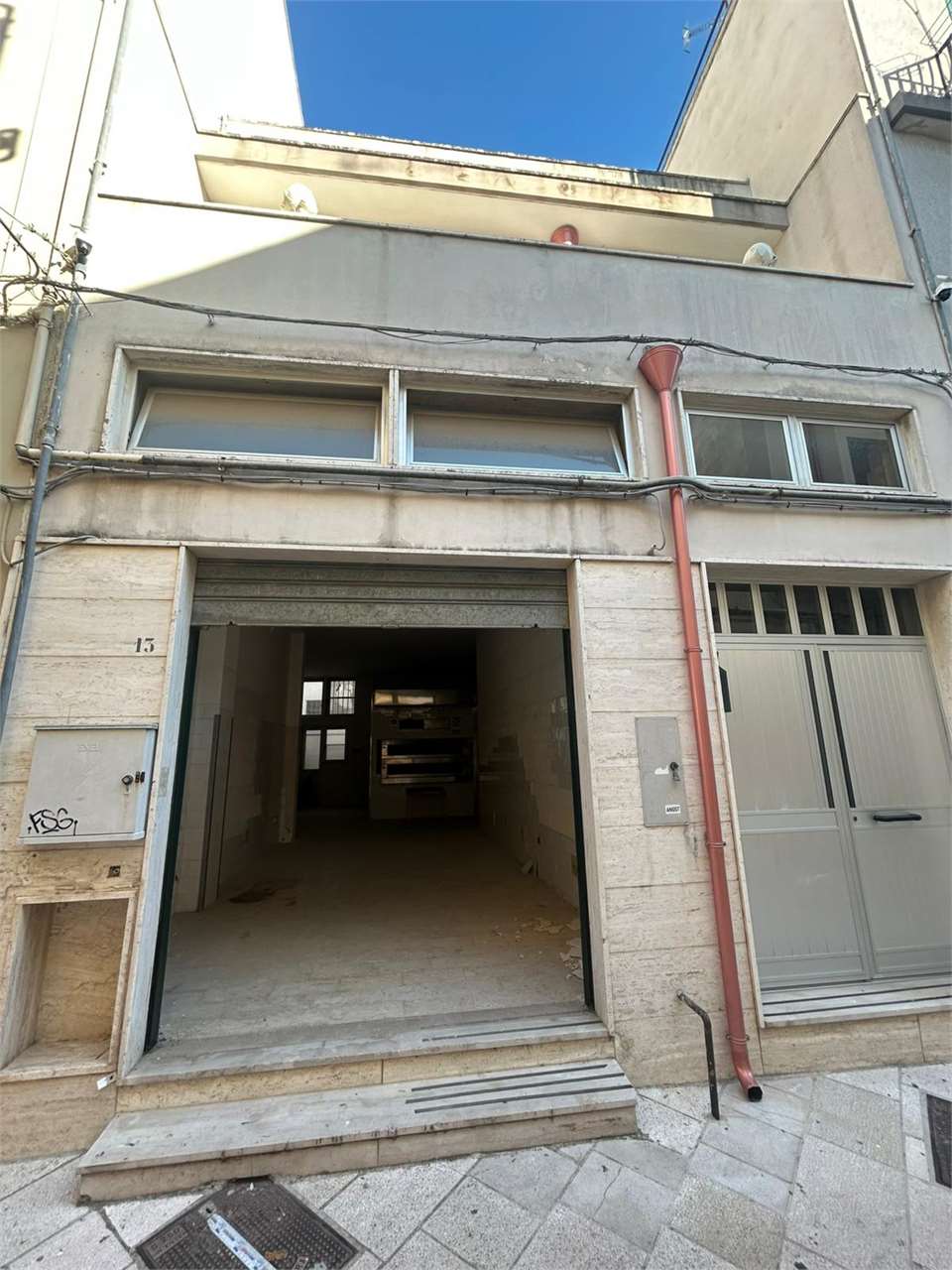 Locale Deposito