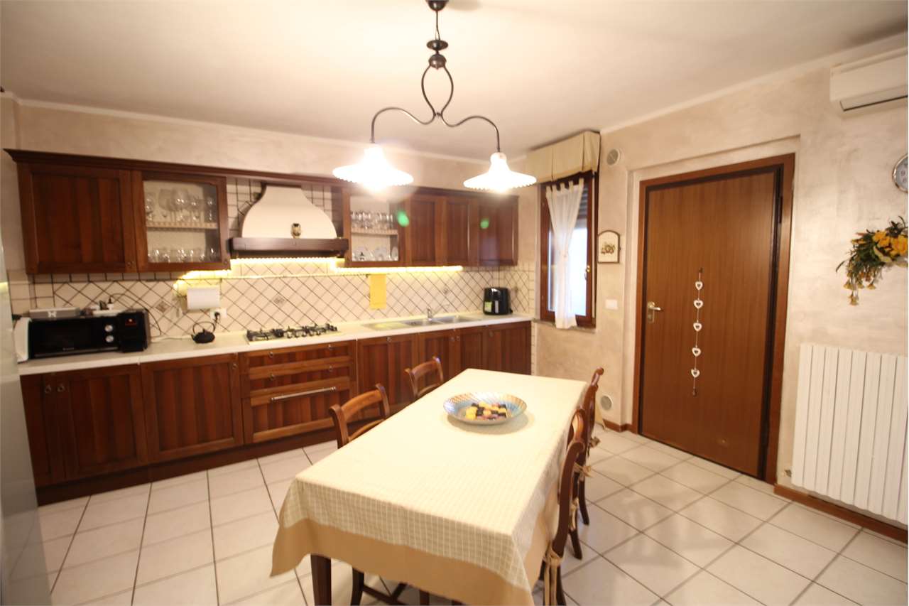 Appartamento in vendita a Case Bernardi, Tavullia (PU)