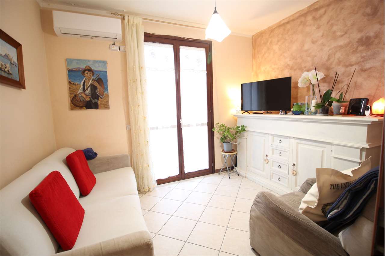 Sale vendita, Vallefoglia