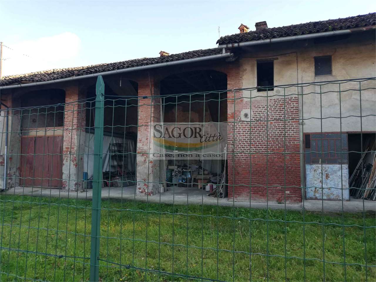 Rustico/Casale in vendita a Villafranca Pi... - foto 1