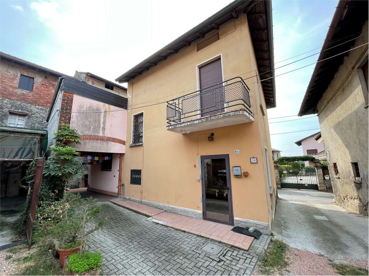 Vendita Porzione di casa Casa/Villa Cadrezzate con Osmate via solferino  93/1 375956