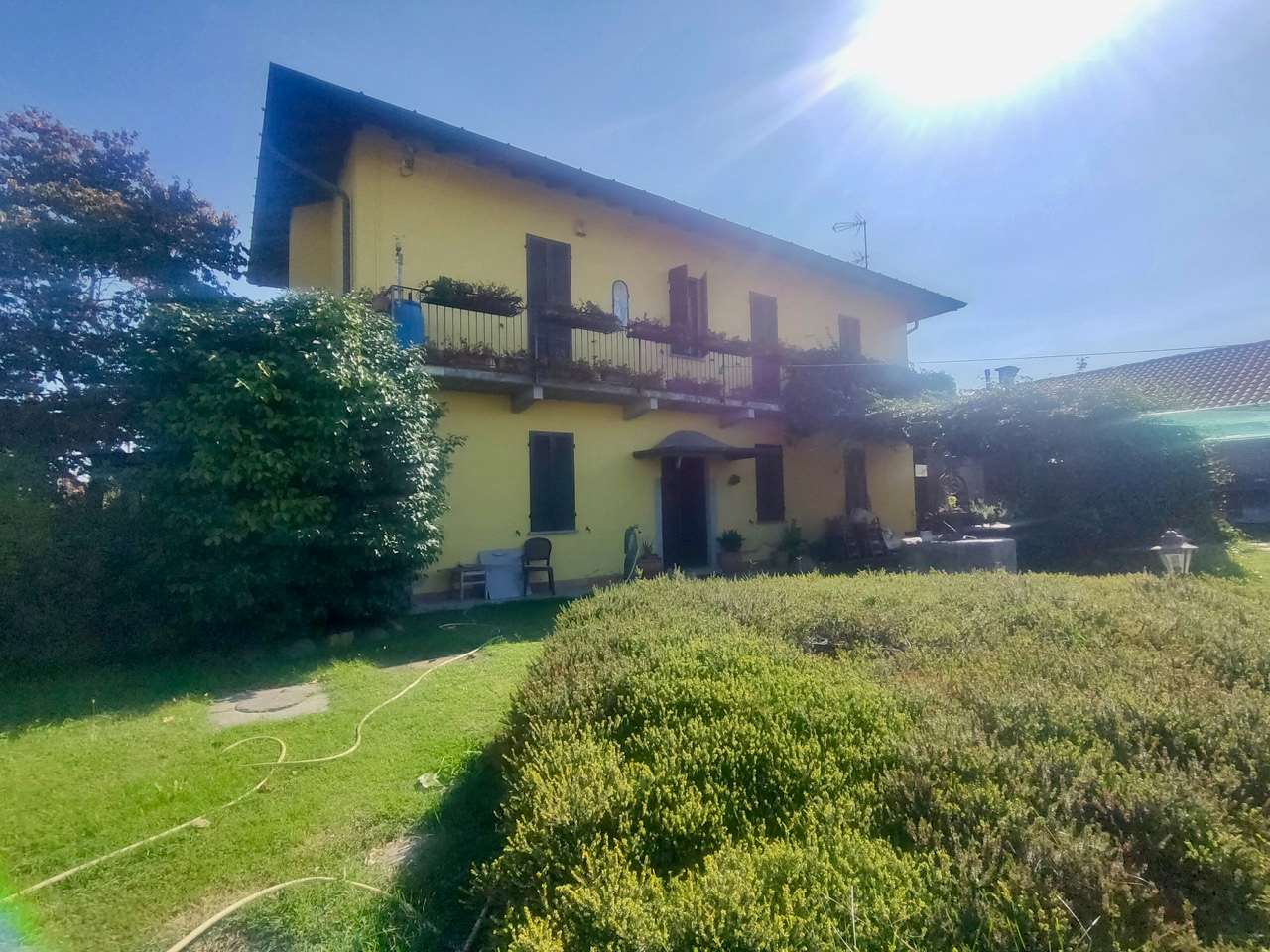 Villa unifamiliare in vendita, Sesto Calende