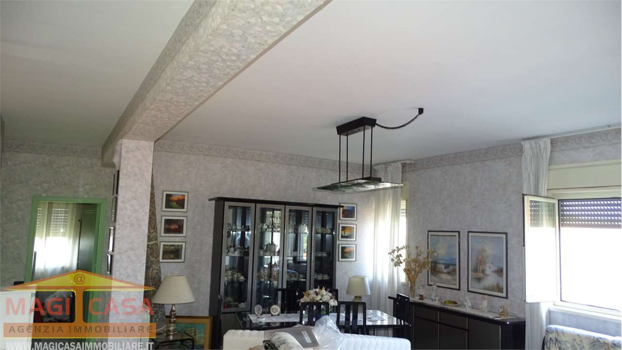 Belpasso Vendita Garage