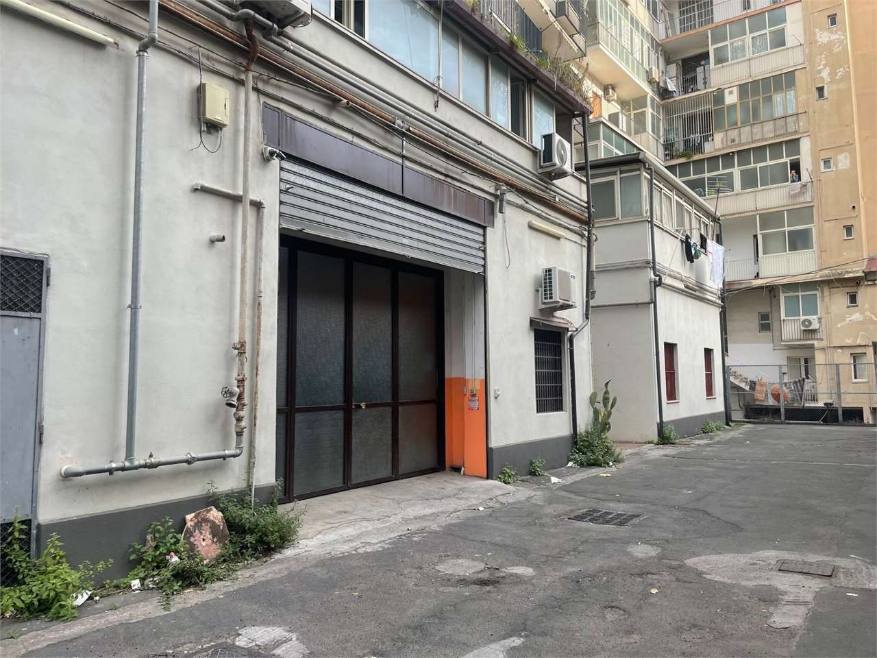 Magazzino in vendita a Catania (CT)