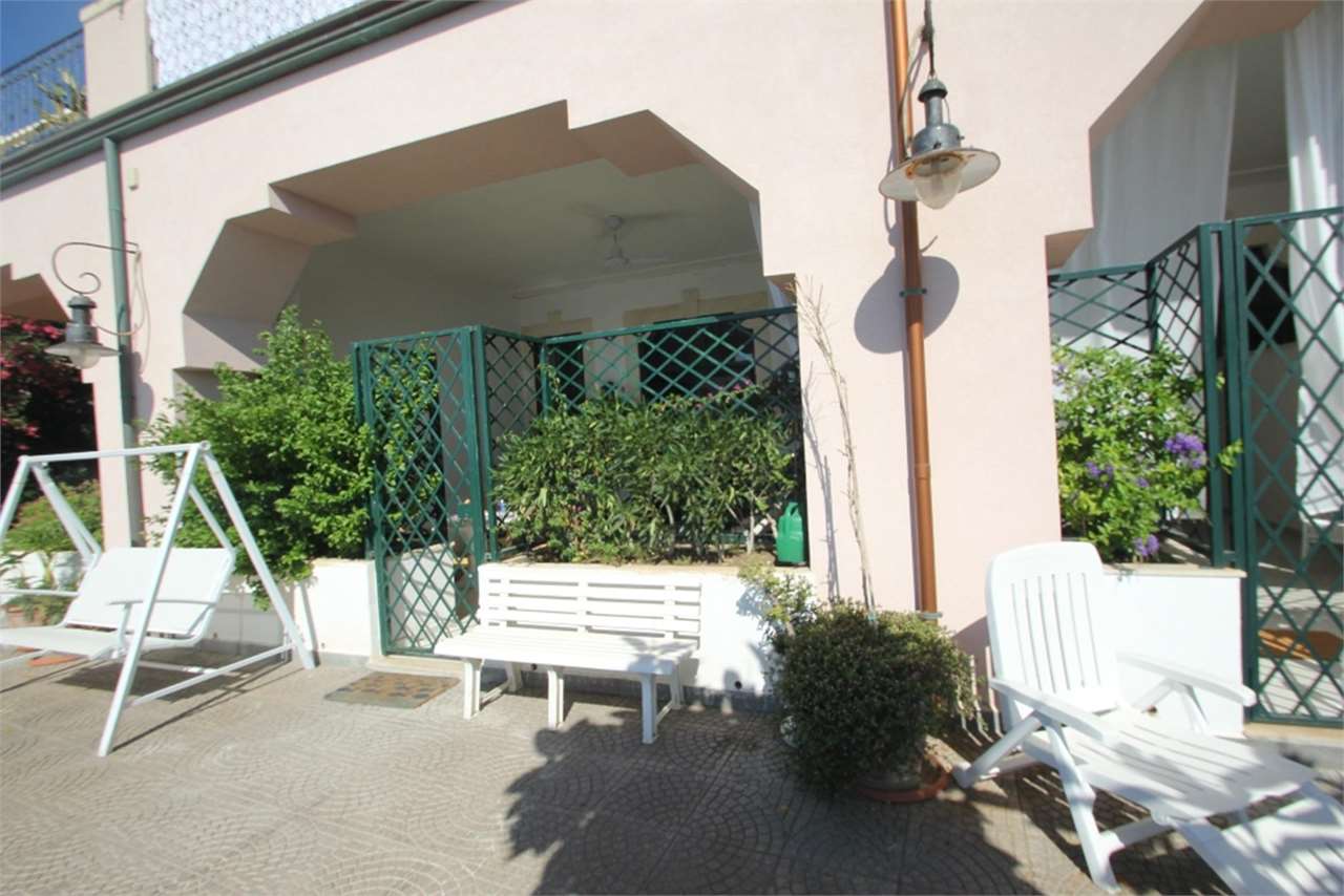 Appartamento in affitto a Aci Castello (CT)