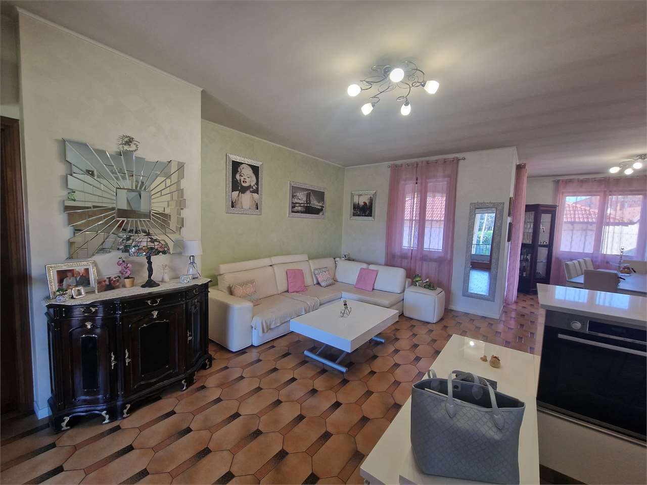Villetta in vendita a Travedona-monate (VA)