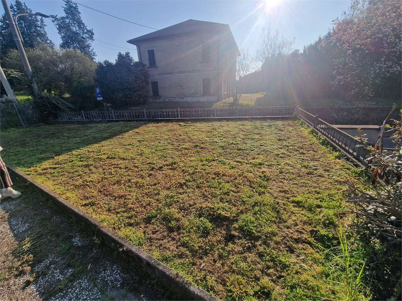 Villetta in vendita a Travedona-monate (VA)