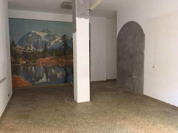 Locale commerciale a Vallecrosia — Rif. 710 - foto 2