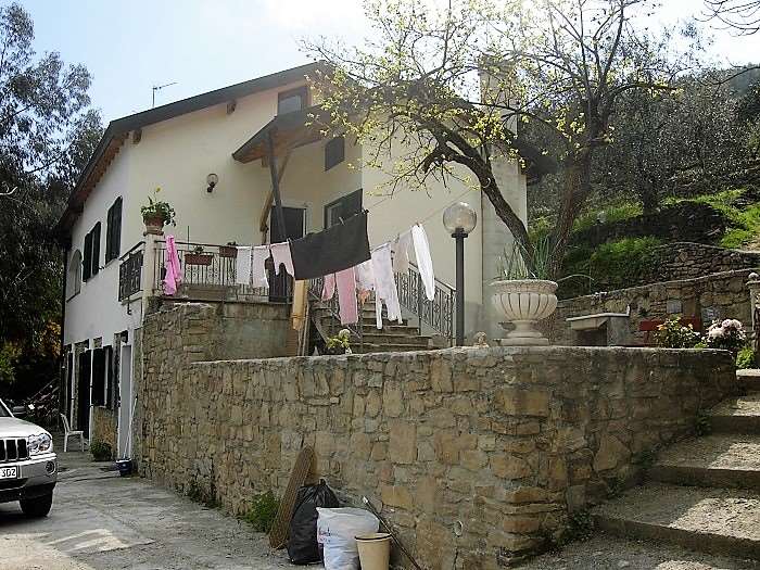 Villa a Dolceacqua — Rif. 580 - foto 3