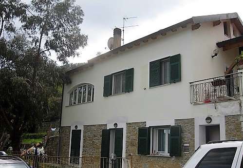 Villa a Dolceacqua — Rif. 580 - foto 1