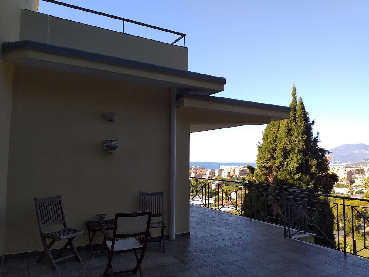 Villa a Bordighera — Rif. C5-11 - Foto 15