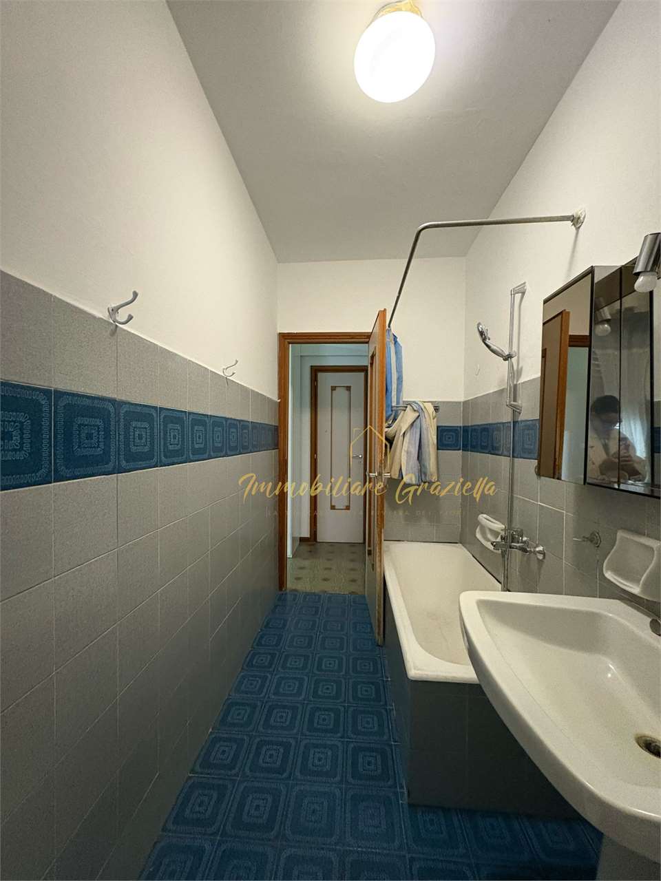 Trilocale con ampio balcone vicino al mare - Foto 10