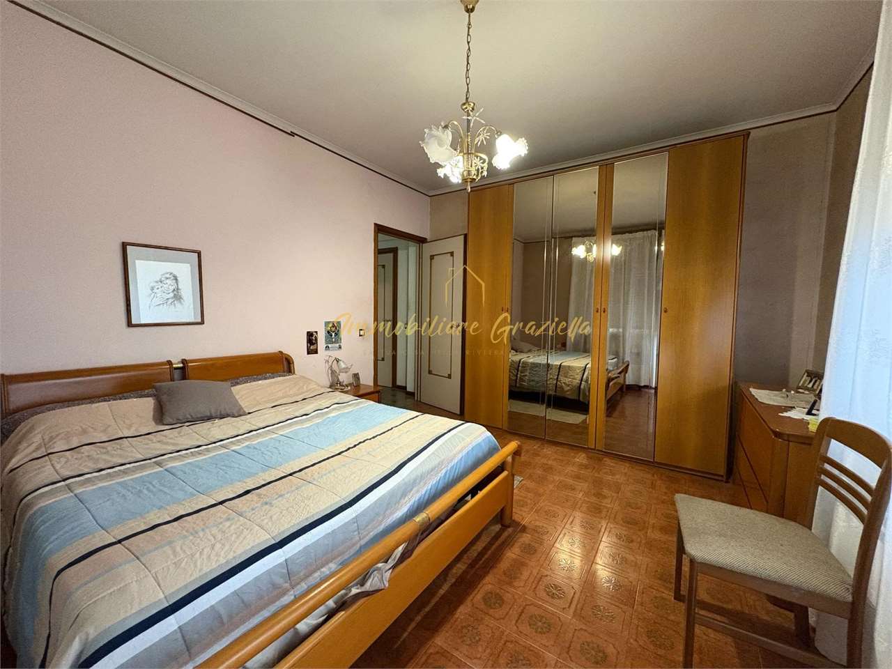 Trilocale con ampio balcone vicino al mare - Foto 13