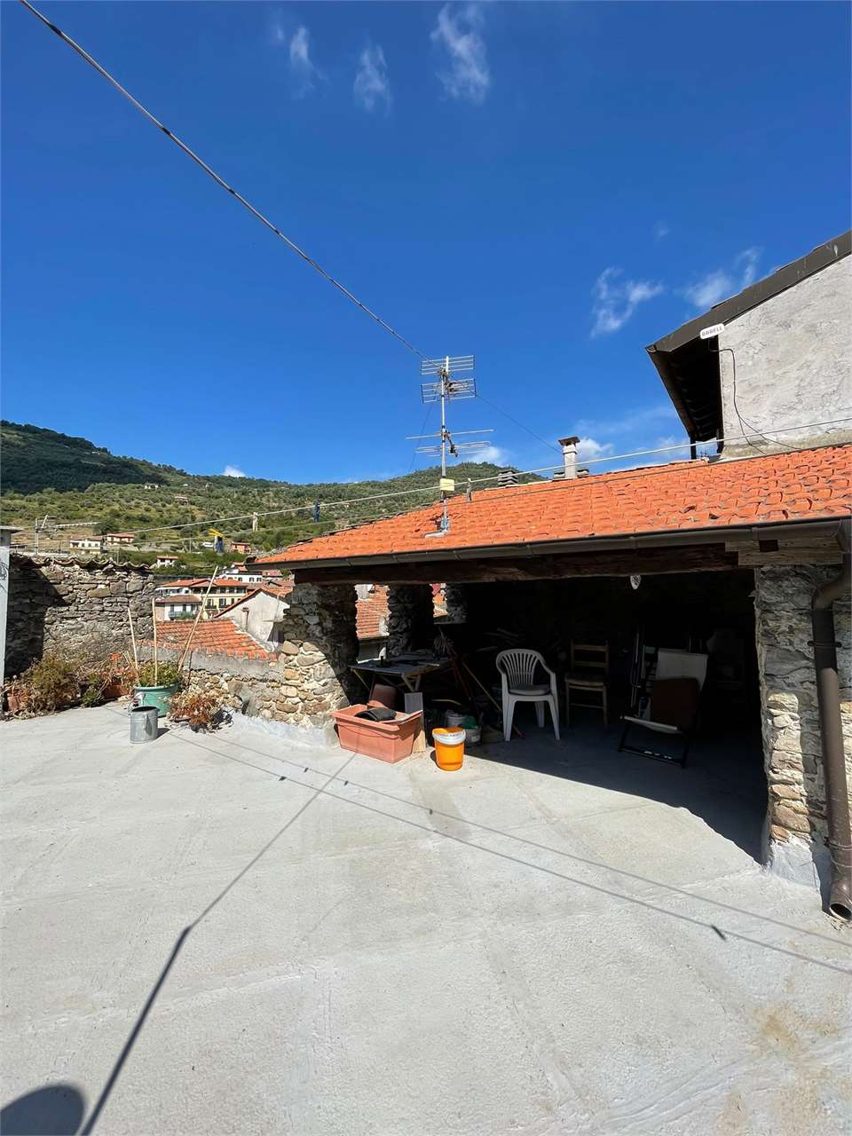 Appartamento a Dolceacqua — Rif. 410_ - foto 1
