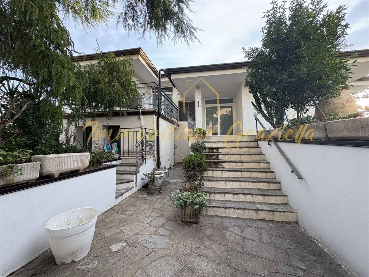 Villa a Vallecrosia — Rif. 525 - foto 2