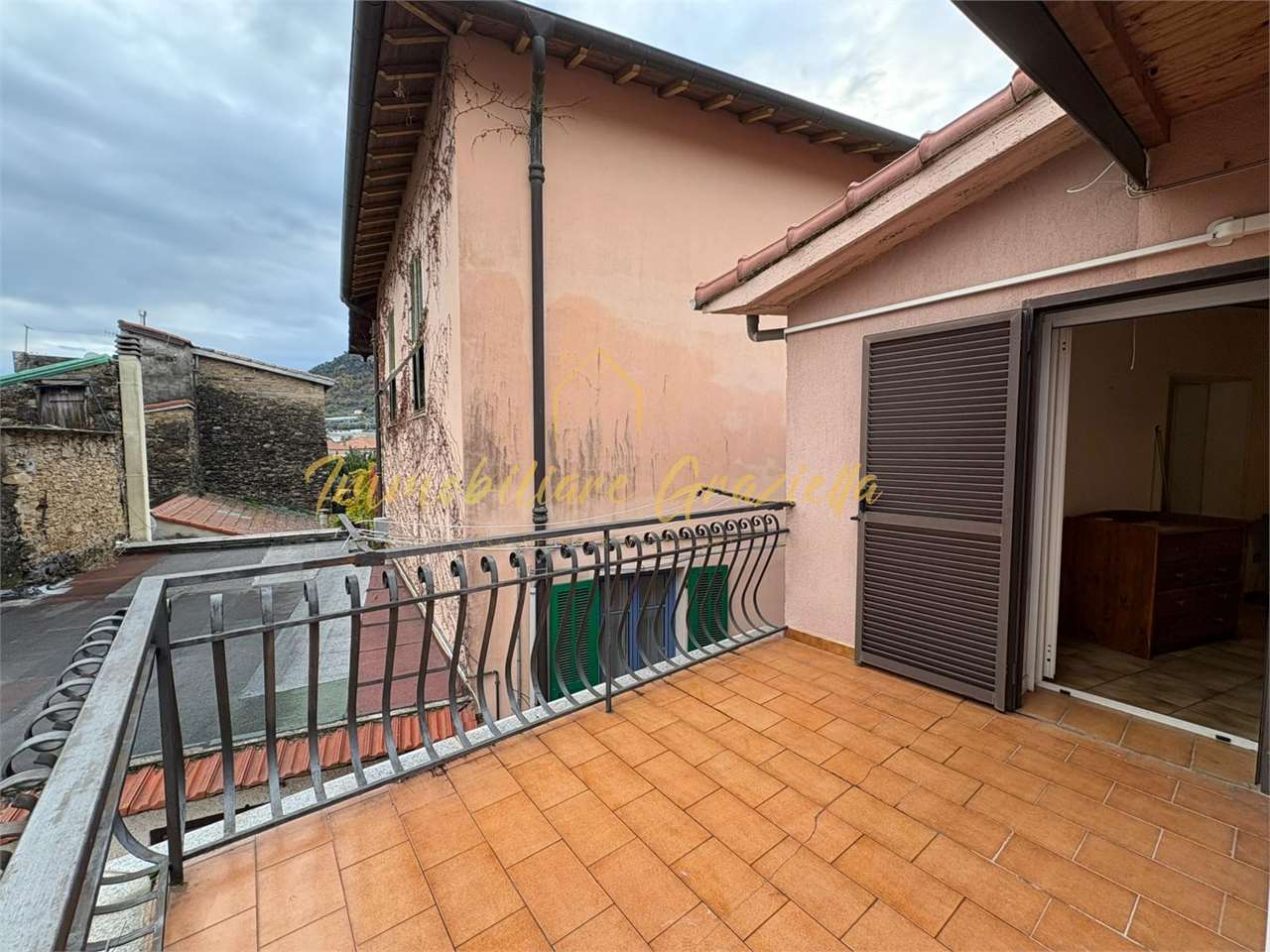 Casa indipendente con terrazzi, garage e cantina - Foto 22
