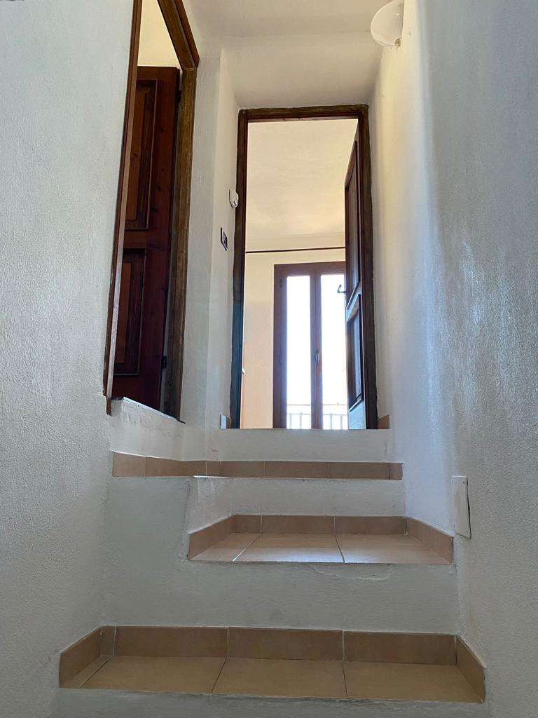 Porzione di casa ristrutturata con terrazzi e giardino - Foto 11