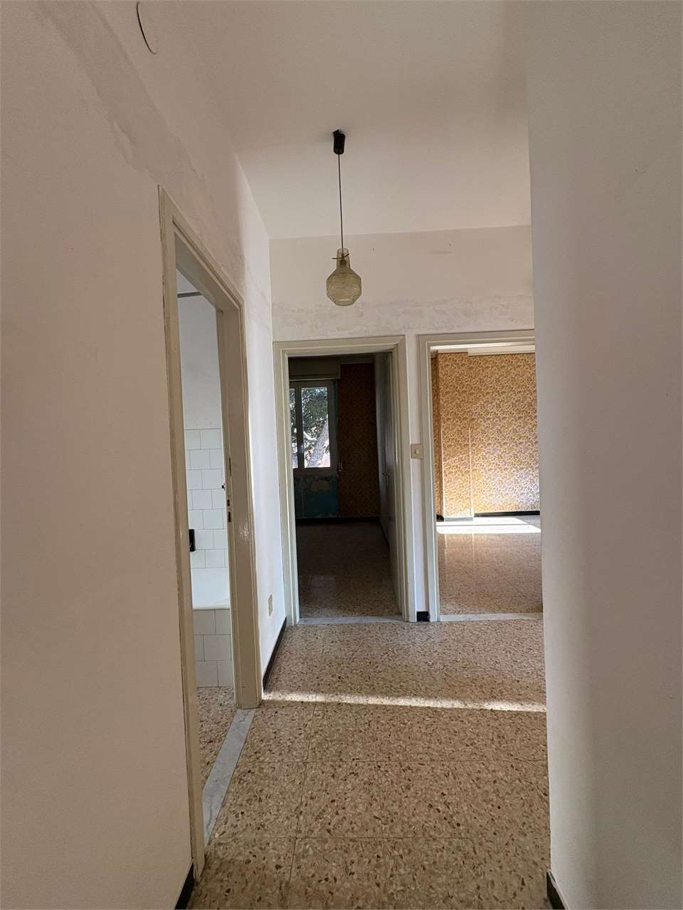 Appartamento con due terrazzi e posto auto a Roverino - Foto 9