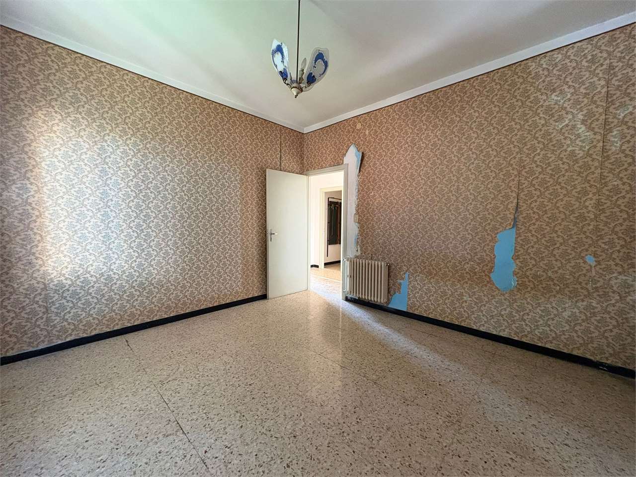 Appartamento con due terrazzi e posto auto a Roverino - foto 3