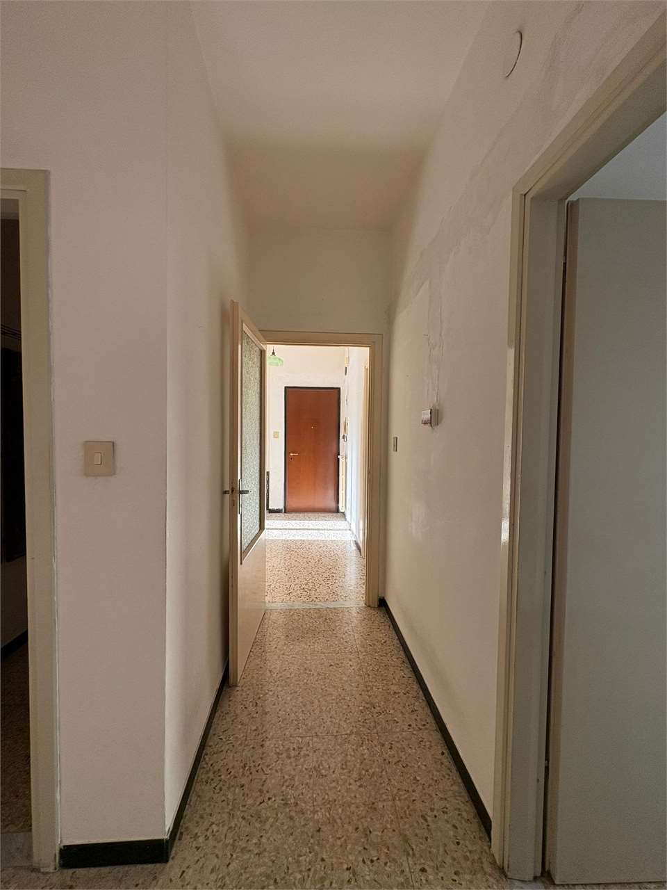 Appartamento con due terrazzi e posto auto a Roverino - Foto 8