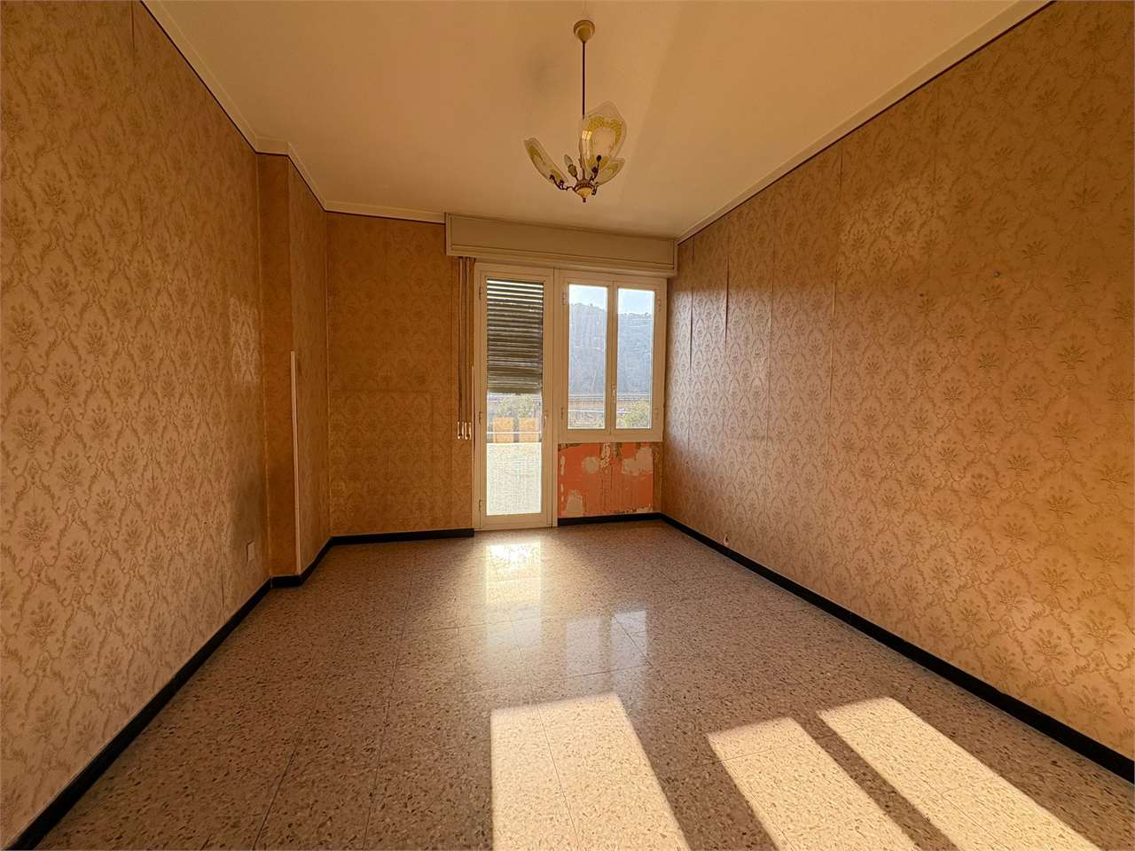 Appartamento con due terrazzi e posto auto a Roverino - Foto 10