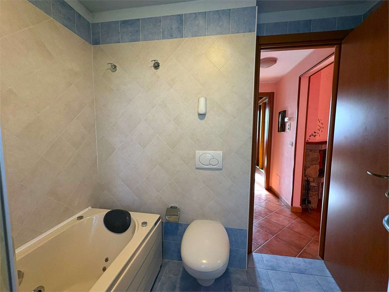 Villetta con giardino, terrazza e vista mare - Foto 28