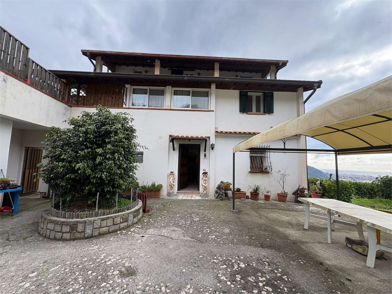 Villa a Camporosso — Rif. A-574 - foto 1
