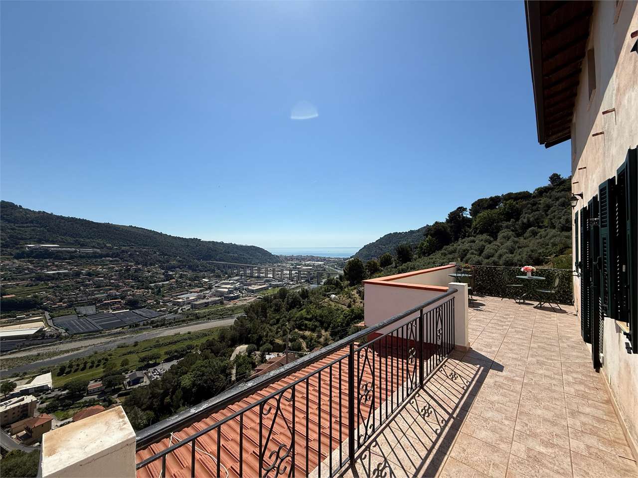 Villa a Camporosso — Rif. A-574 - Foto 43