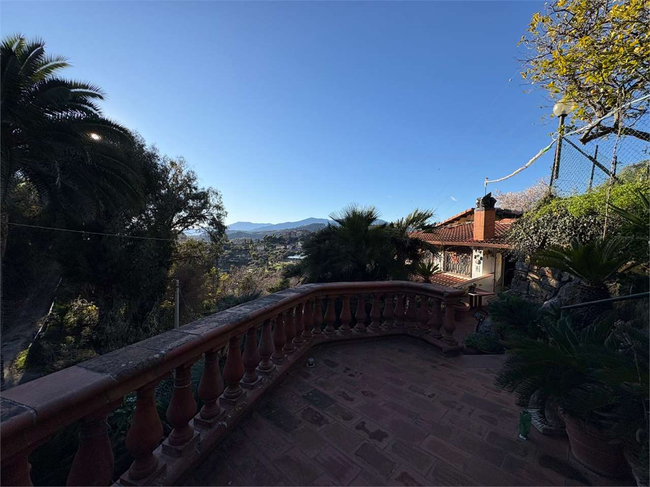Villa con due alloggi e terreno a Sasso - Foto 25