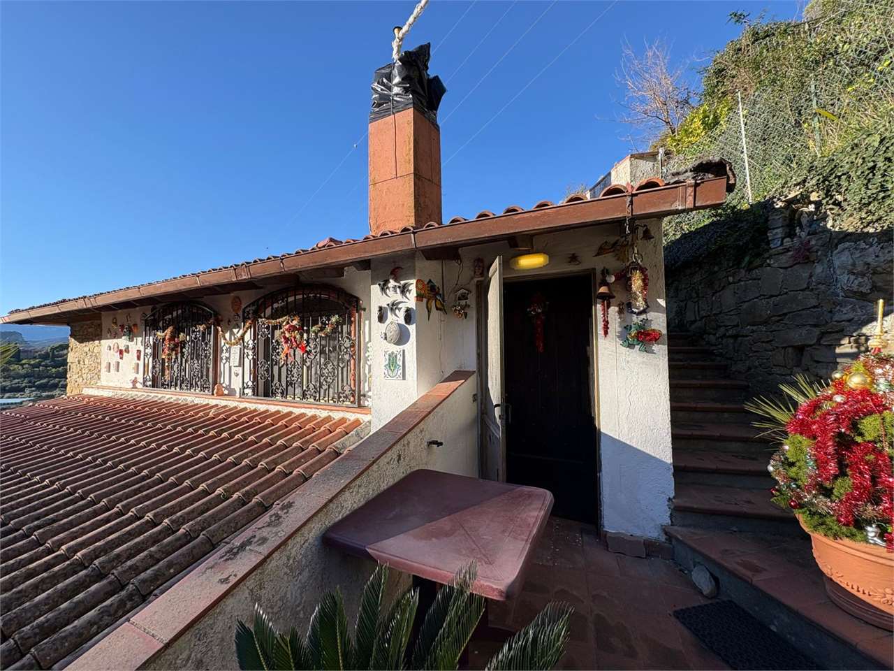 Villa con due alloggi e terreno a Sasso - Foto 22