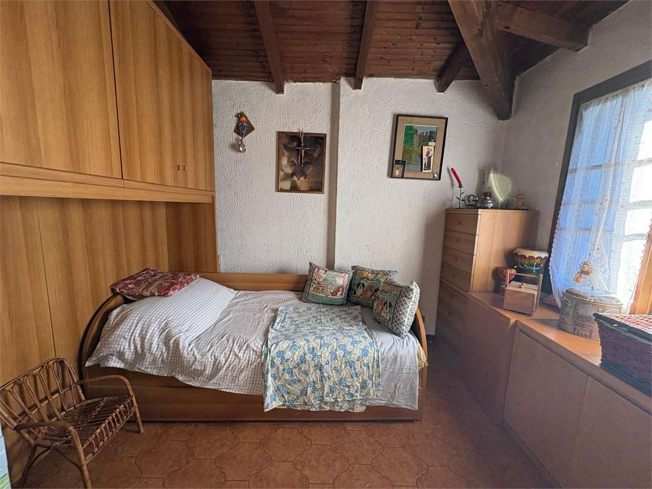 Villa con due alloggi e terreno a Sasso - Foto 9
