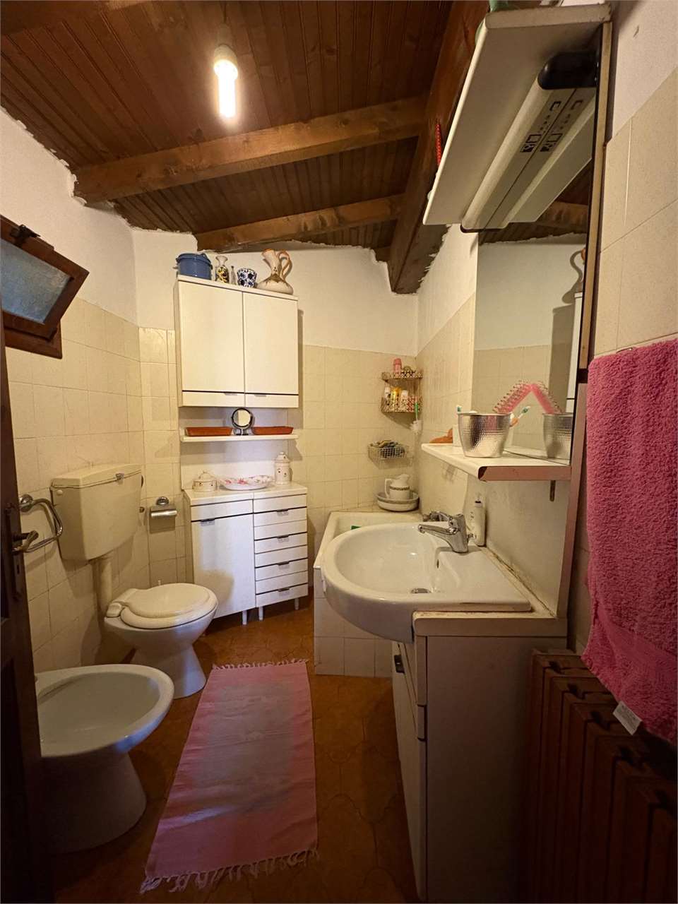 Villa con due alloggi e terreno a Sasso - Foto 18