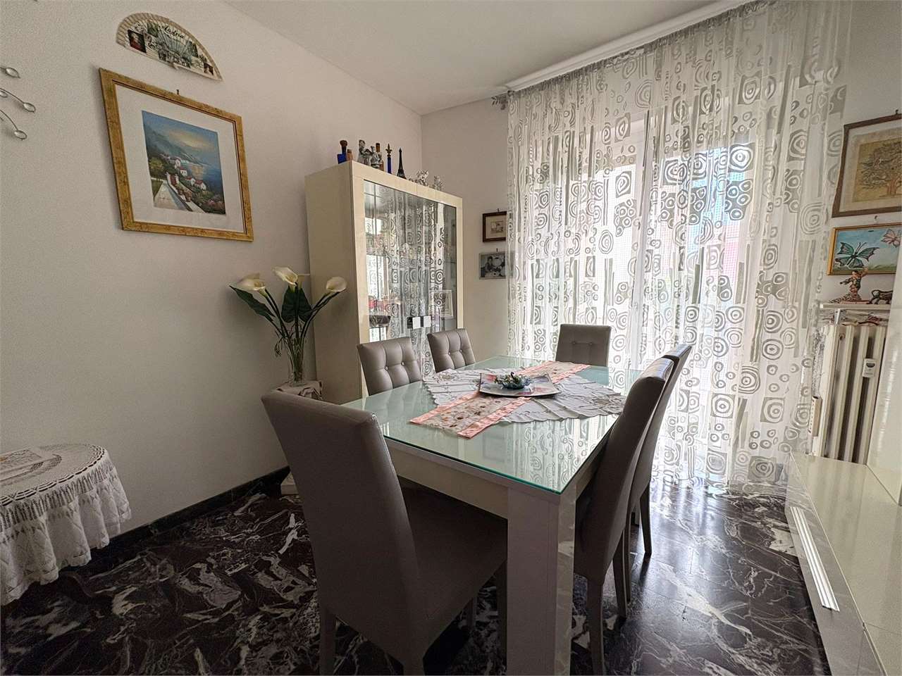 Bilocale ristrutturato con balcone e cantina - Foto 14