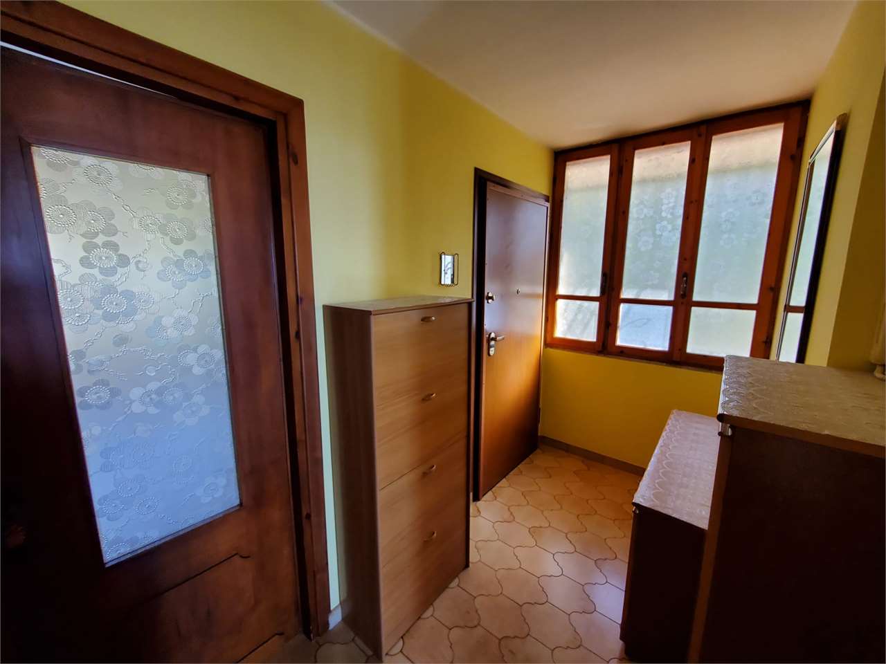 Appartamento in bifamiliare con giardino e vista mare - Foto 8