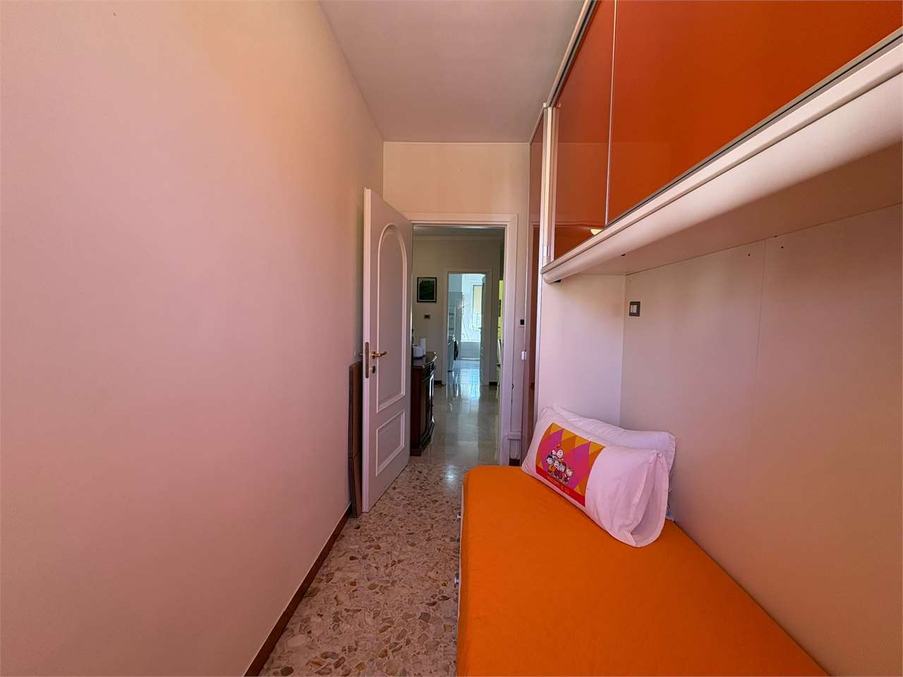 Quadrilocale con tre balconi e garage in Via Serena - Foto 29