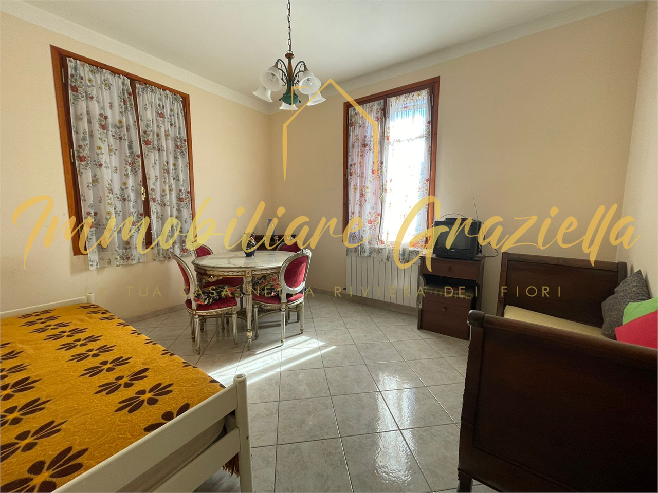 Casa indipendente con terrazza in Via Roma - foto 5