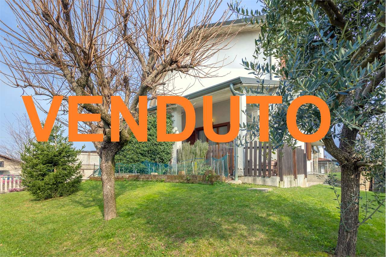 VENDITA Villa bifamiliare, Grezzago, 297.000 Euro