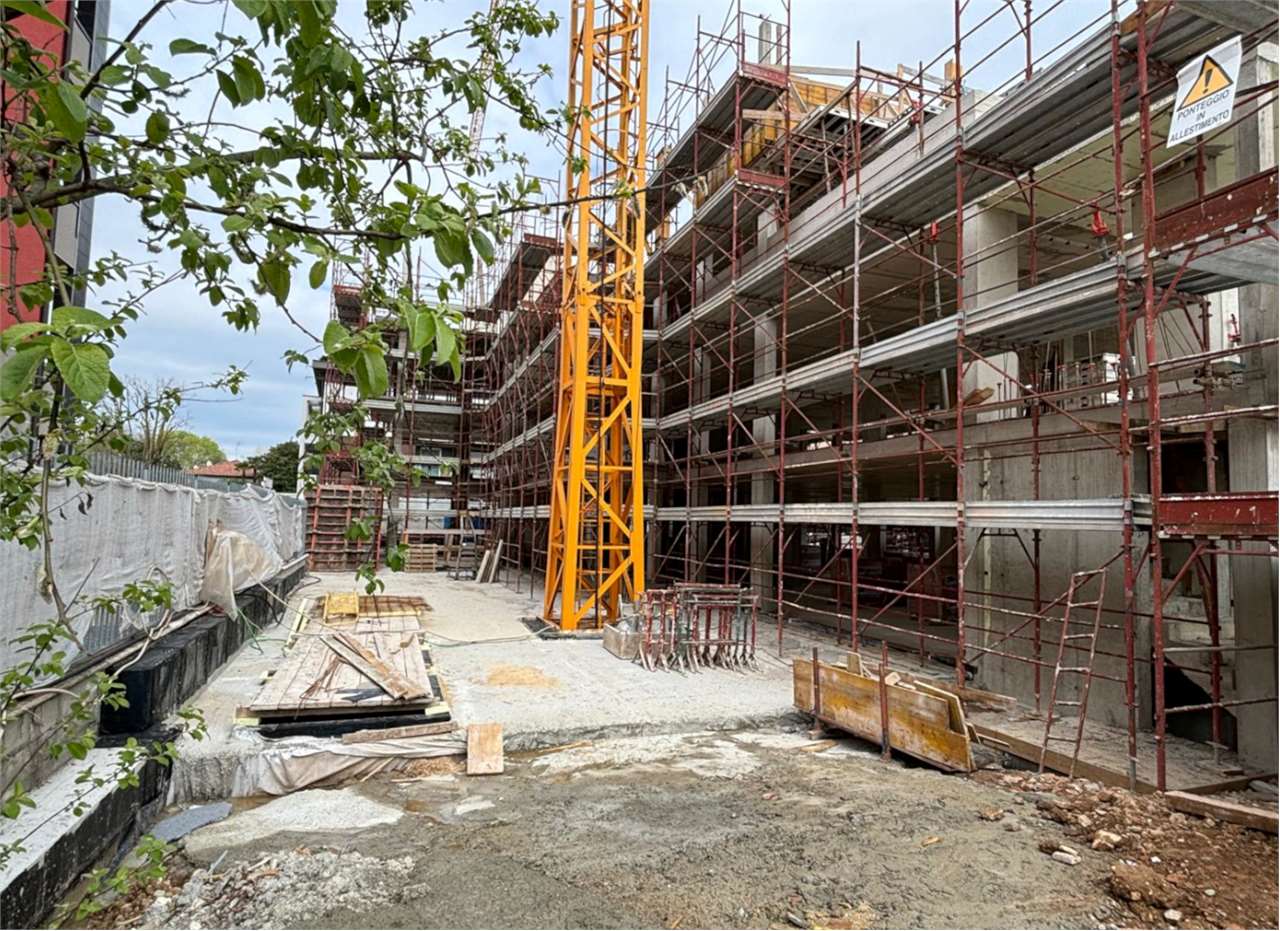 VENDITA 4 Locali, Vedano al Lambro, 368.000 Euro