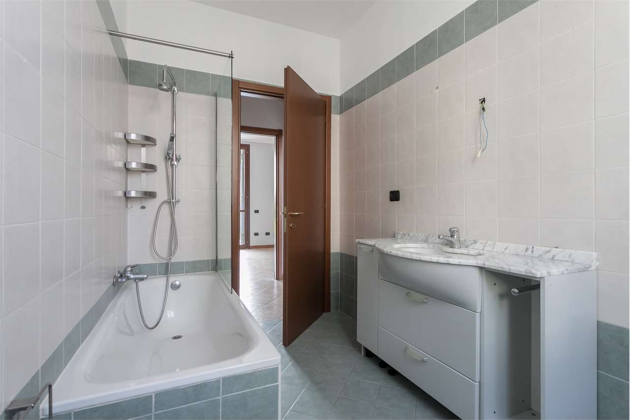 VENDITA 2 Locali, Roncello, 128.000 Euro