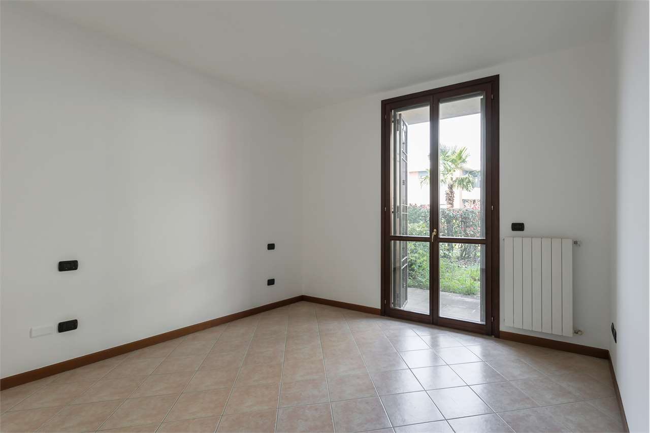 VENDITA 2 Locali, Roncello, 128.000 Euro